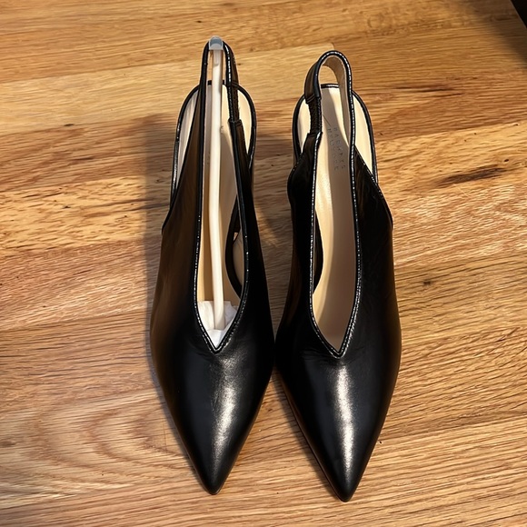 Barney’s Black Leather Sling Back Pointy Toe Heels - Picture 2 of 6